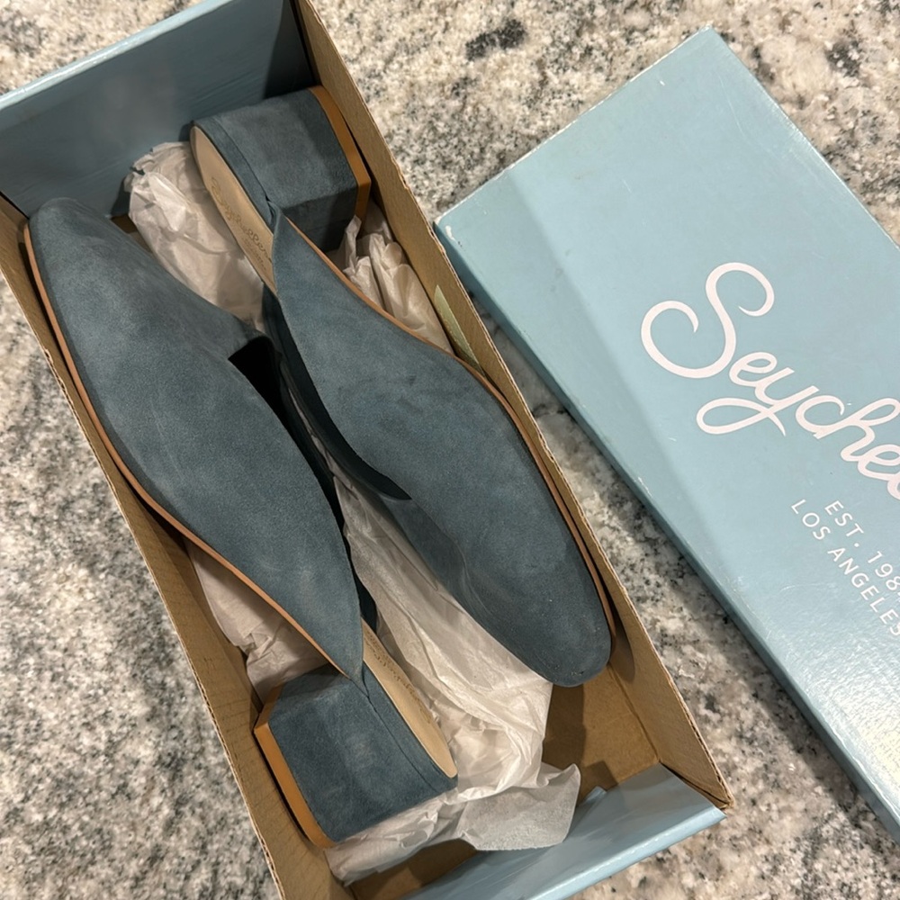 Seychelles Chorus Mule